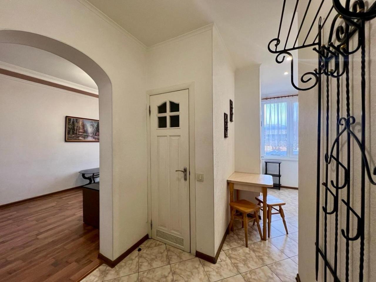 קייב Apartments Near Arena City מראה חיצוני תמונה