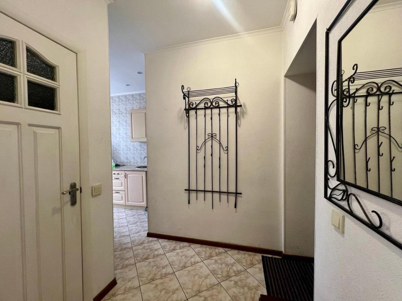 קייב Apartments Near Arena City מראה חיצוני תמונה